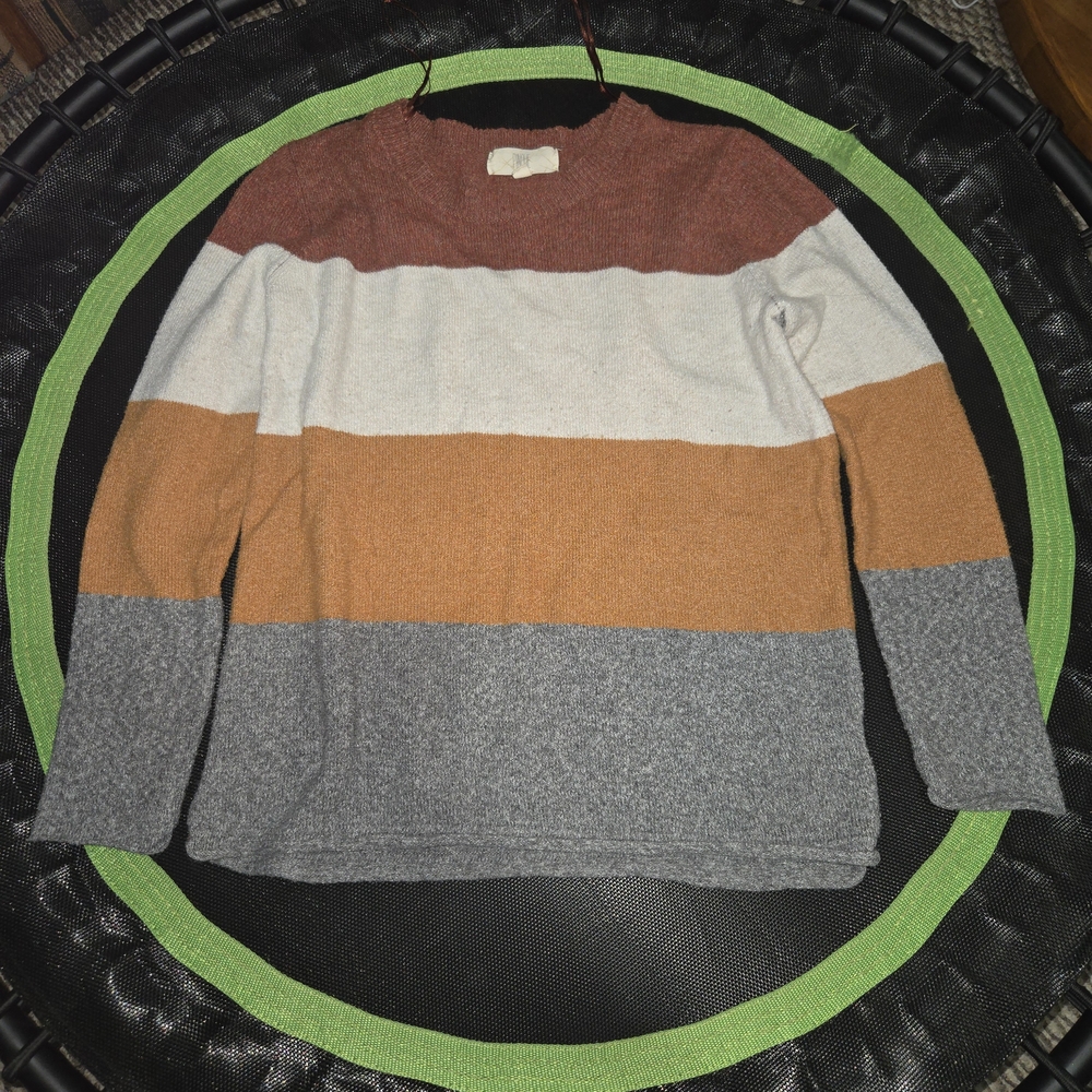 Pinque Sweater in Rust, White, Orange, and Gray